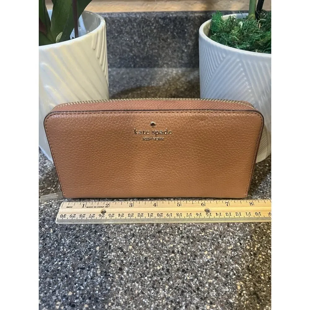 kate spade New York Pebbled Leather Womens Medium Tan Wallet Zip Around Bi-Fold